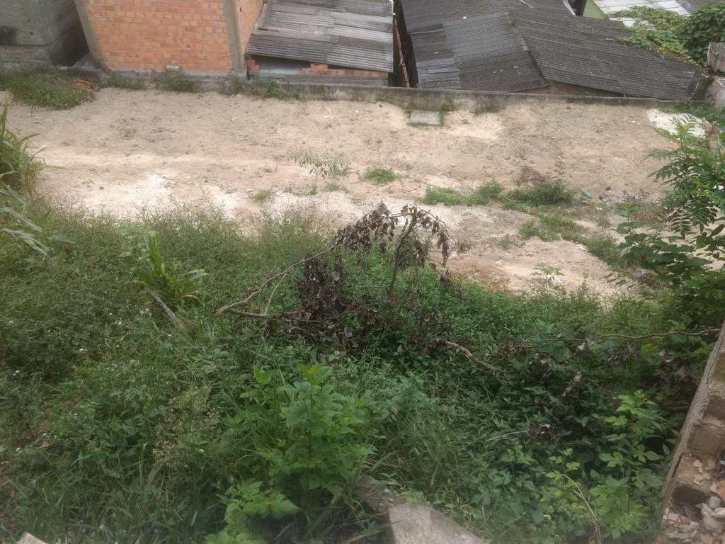 Sobrado em Itapecerica da Serra, no bairro Engenho