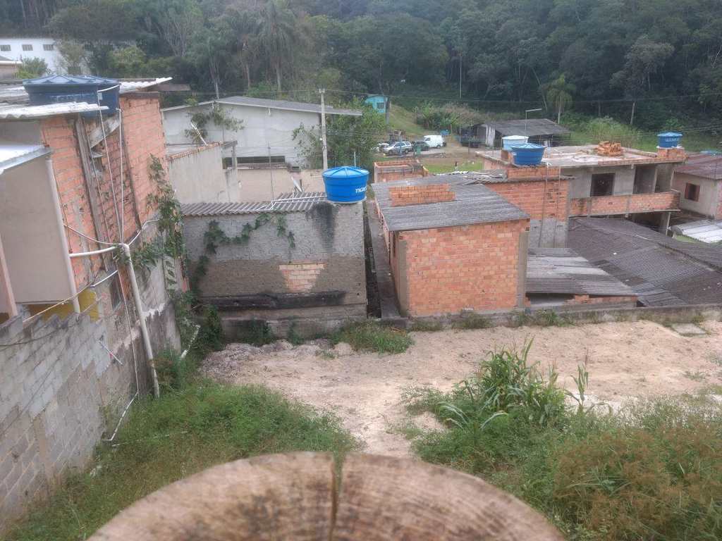Sobrado em Itapecerica da Serra, no bairro Engenho