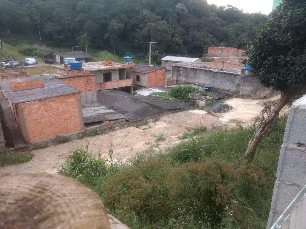 Sobrado em Itapecerica da Serra, no bairro Engenho