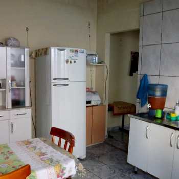 Casa em Itapecerica da Serra, bairro Jardim Nisalves