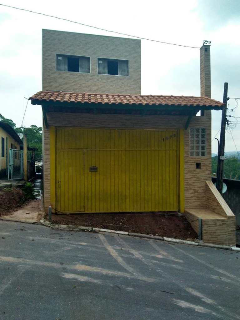 Sobrado em Itapecerica da Serra, no bairro Potuverá