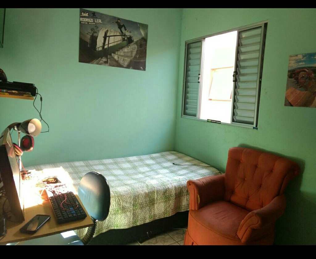 Sobrado em Itapecerica da Serra, no bairro Jardim São Pedro