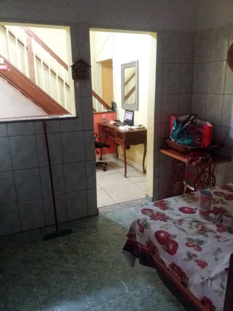 Sobrado em Itapecerica da Serra, no bairro Parque Paraíso