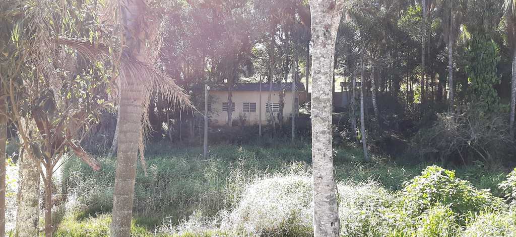 Chácara em Itapecerica da Serra, no bairro Mombaça