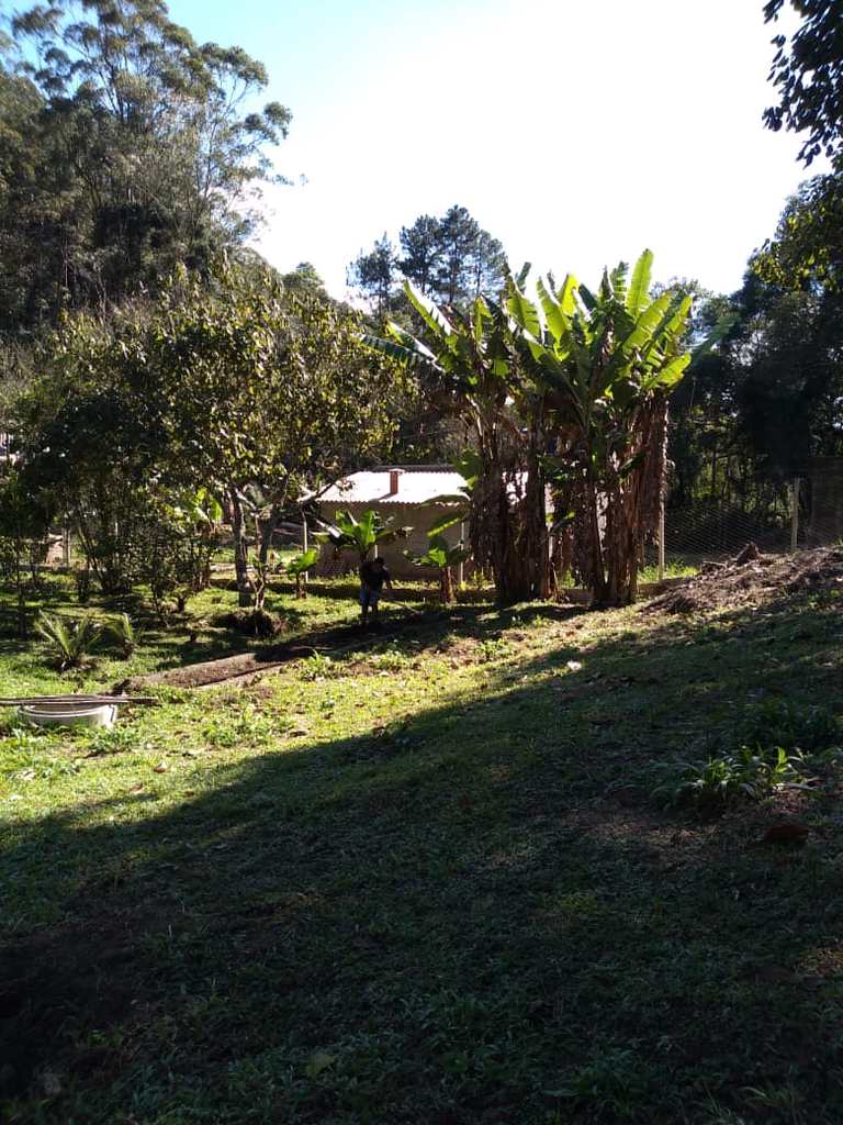 Terreno em Itapecerica da Serra, no bairro Parque Yara Cecy