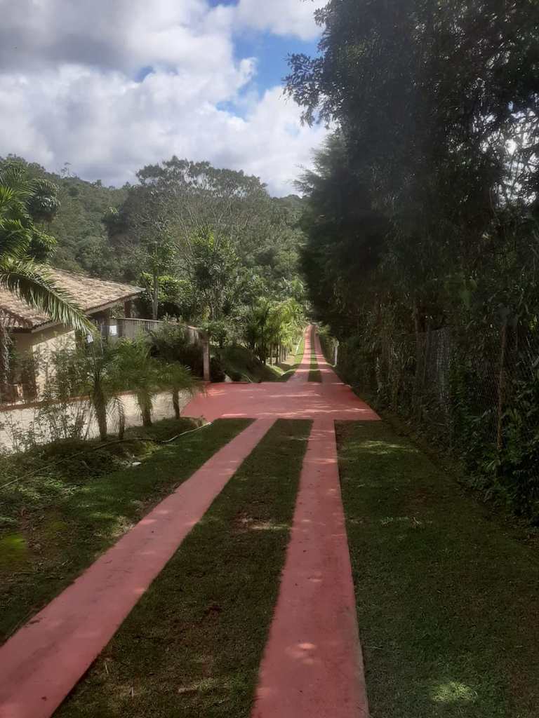 Chácara em Itapecerica da Serra, no bairro da Lagoa