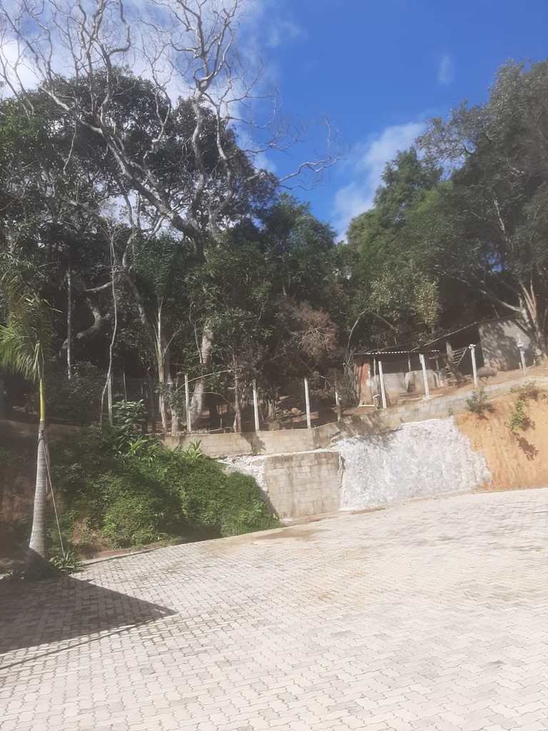 Chácara em Itapecerica da Serra, no bairro da Lagoa