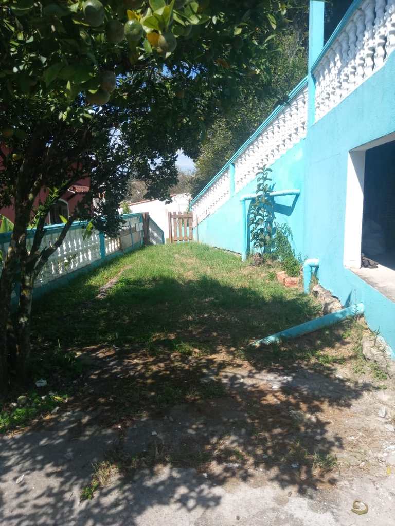 Casa em Embu-Guaçu, no bairro Chácara Flórida