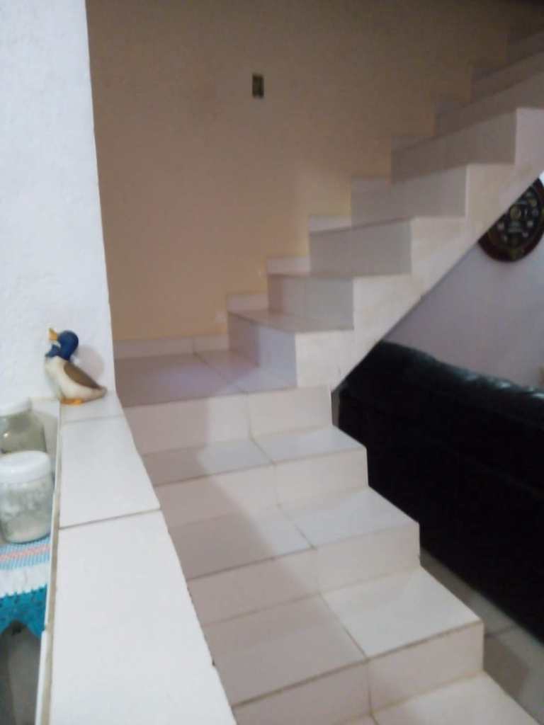 Sobrado em Itapecerica da Serra, no bairro Vila João Montesano