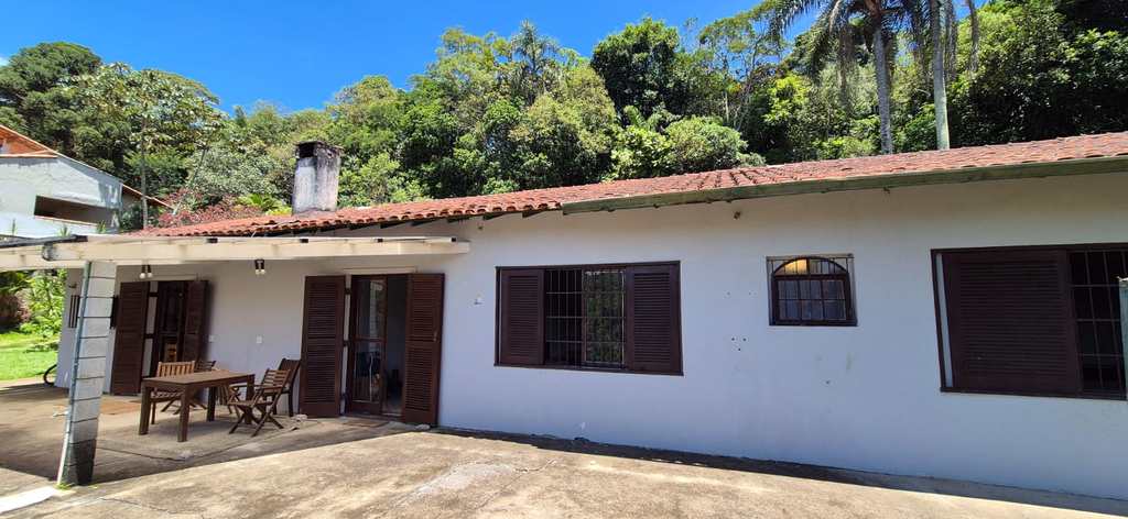 Chácara em Itapecerica da Serra, no bairro da Lagoa