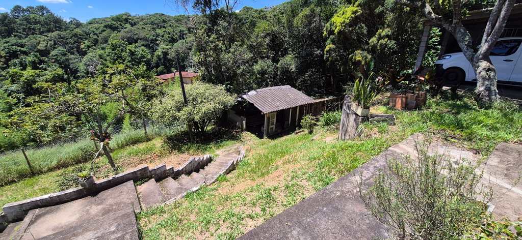 Chácara em Itapecerica da Serra, no bairro da Lagoa