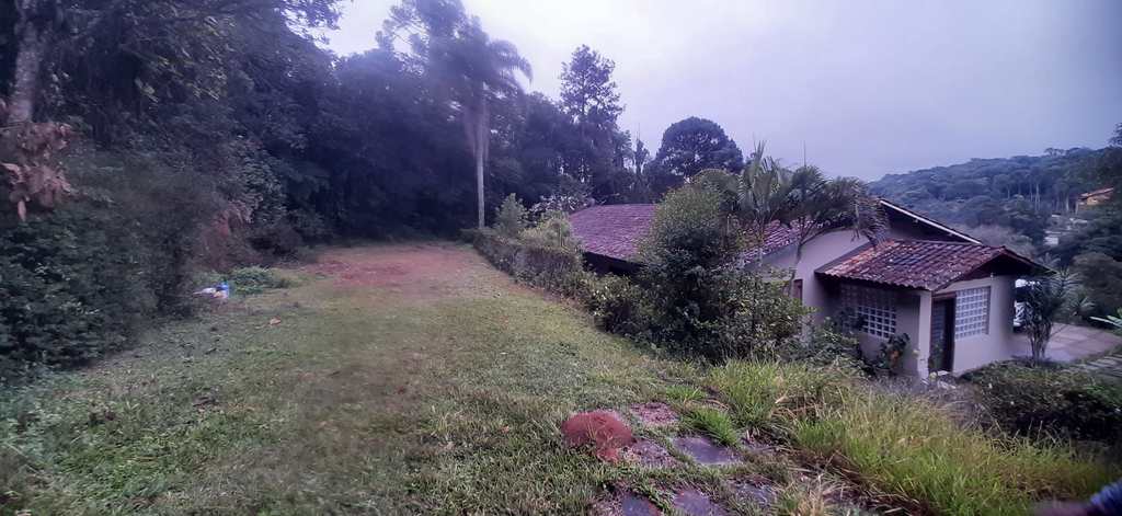 Chácara em Itapecerica da Serra, no bairro da Lagoa