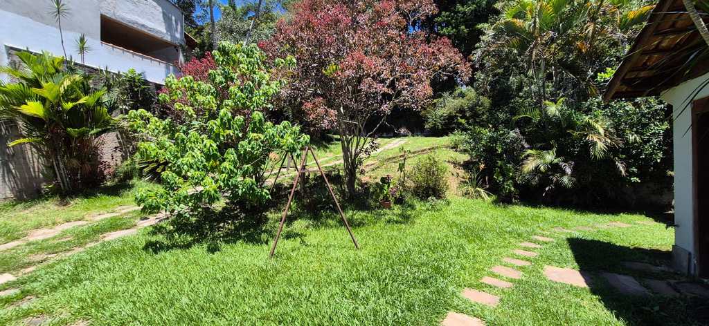 Chácara em Itapecerica da Serra, no bairro da Lagoa