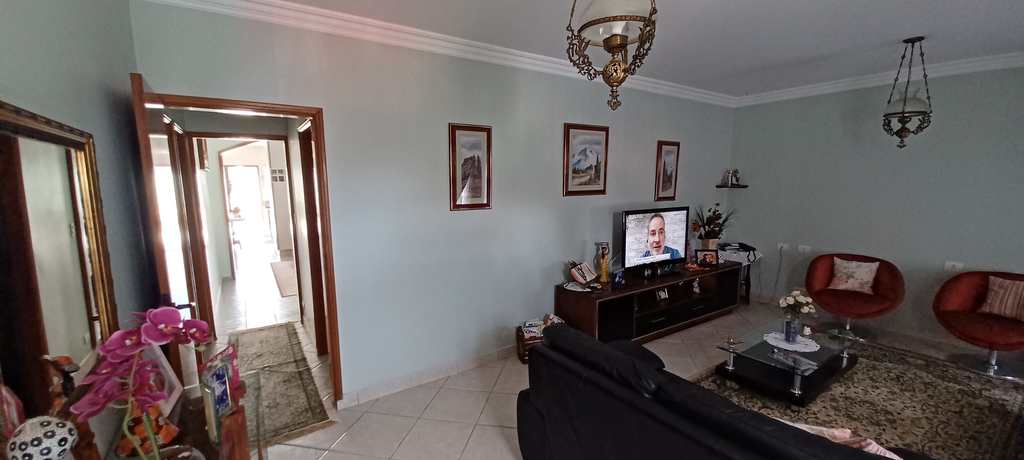 Casa em Itapecerica da Serra, no bairro Jardim Marilú