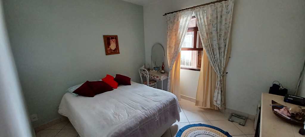 Casa em Itapecerica da Serra, no bairro Jardim Marilú