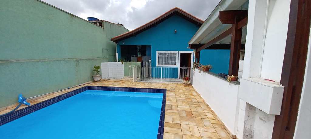 Casa em Itapecerica da Serra, no bairro Jardim Marilú