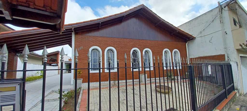 Casa em Itapecerica da Serra, no bairro Jardim Marilú