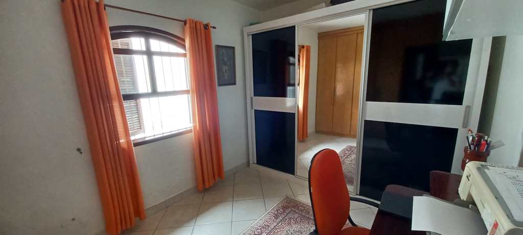Casa em Itapecerica da Serra, no bairro Jardim Marilú