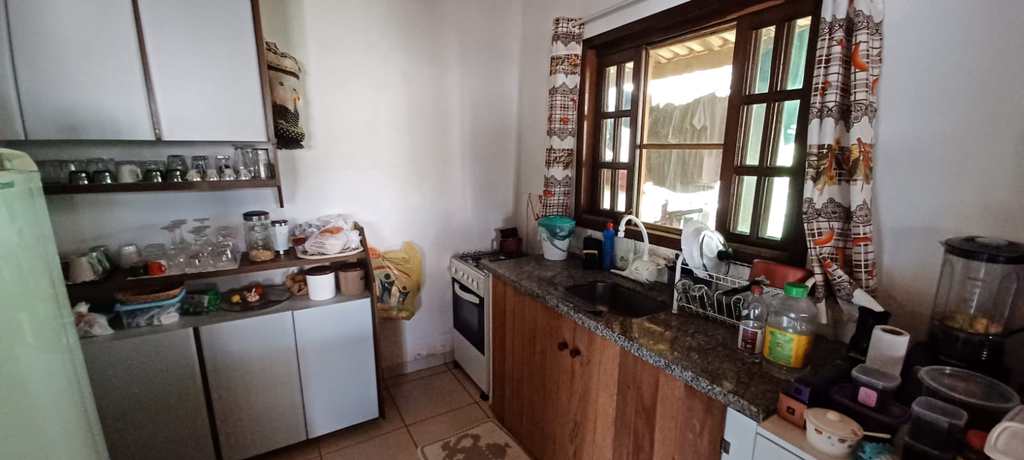 Casa em Itapecerica da Serra, no bairro Itaquaciara