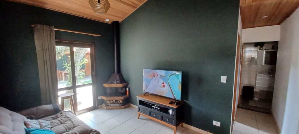 Casa em Itapecerica da Serra, no bairro Itaquaciara