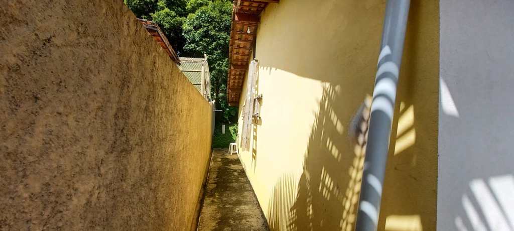 Casa em Itapecerica da Serra, no bairro Itaquaciara