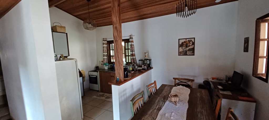 Casa em Itapecerica da Serra, no bairro Itaquaciara