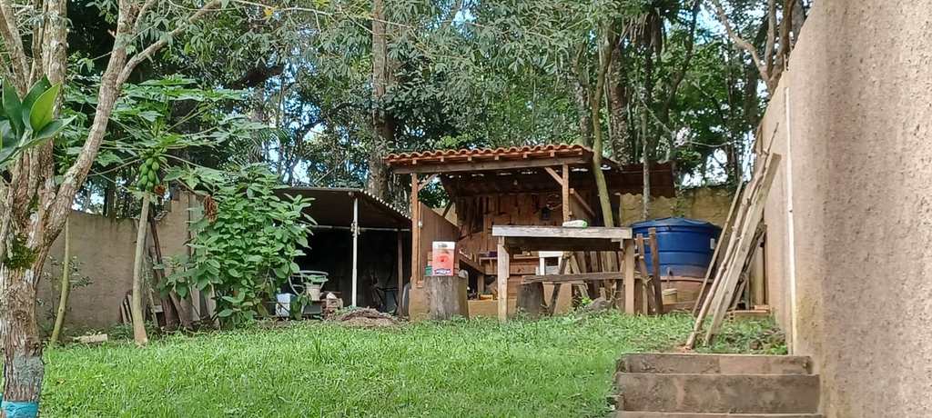 Casa em Itapecerica da Serra, no bairro Itaquaciara
