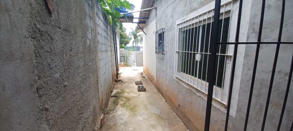 Casa em Itapecerica da Serra, no bairro Parque Santa Adélia