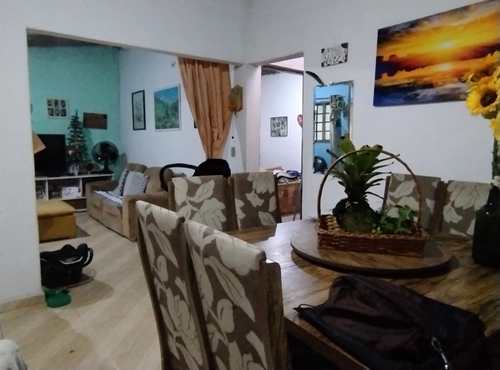 Casa, código 1500 em Itapecerica da Serra, bairro Itaquaciara