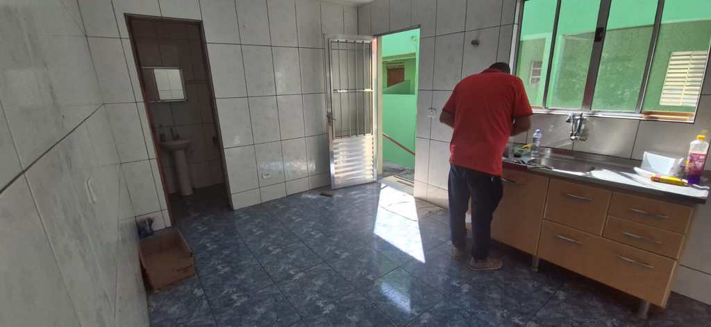 Casa em Embu das Artes, no bairro Jardim Vista Alegre