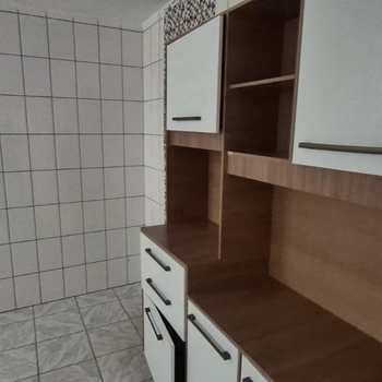 Apartamento em Itapecerica da Serra, bairro Jardim Nisalves