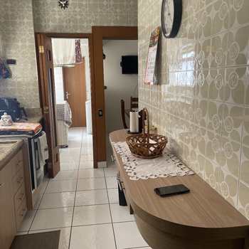 Apartamento em Itapecerica da Serra, bairro Centro