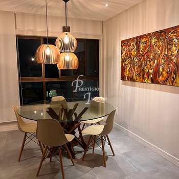 Apartamento em Gravatá, bairro Santa Luzia