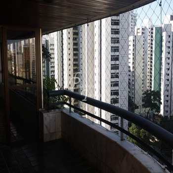Apartamento em Recife, bairro Jaqueira