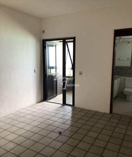 Apartamento em Jaboatão dos Guararapes, no bairro Piedade