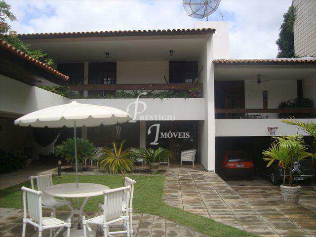 Casa em Recife, no bairro Monteiro
