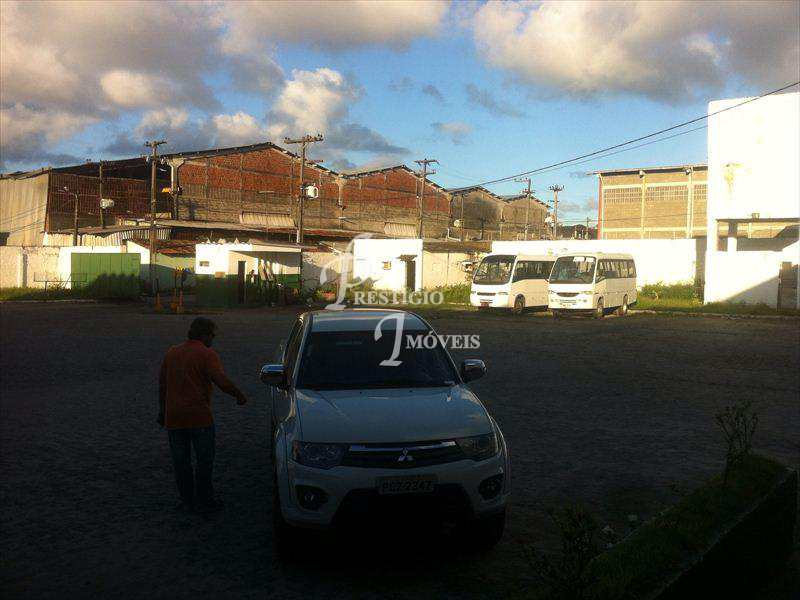 Galpão em Jaboatão dos Guararapes, no bairro Prazeres