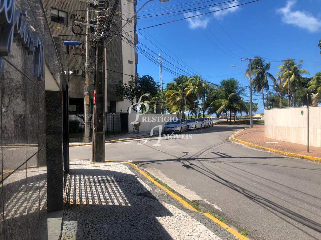 Apartamento em Recife, no bairro Pina