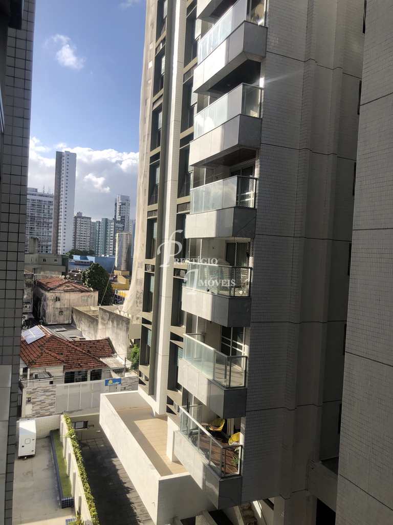 Apartamento em Recife, no bairro Boa Viagem