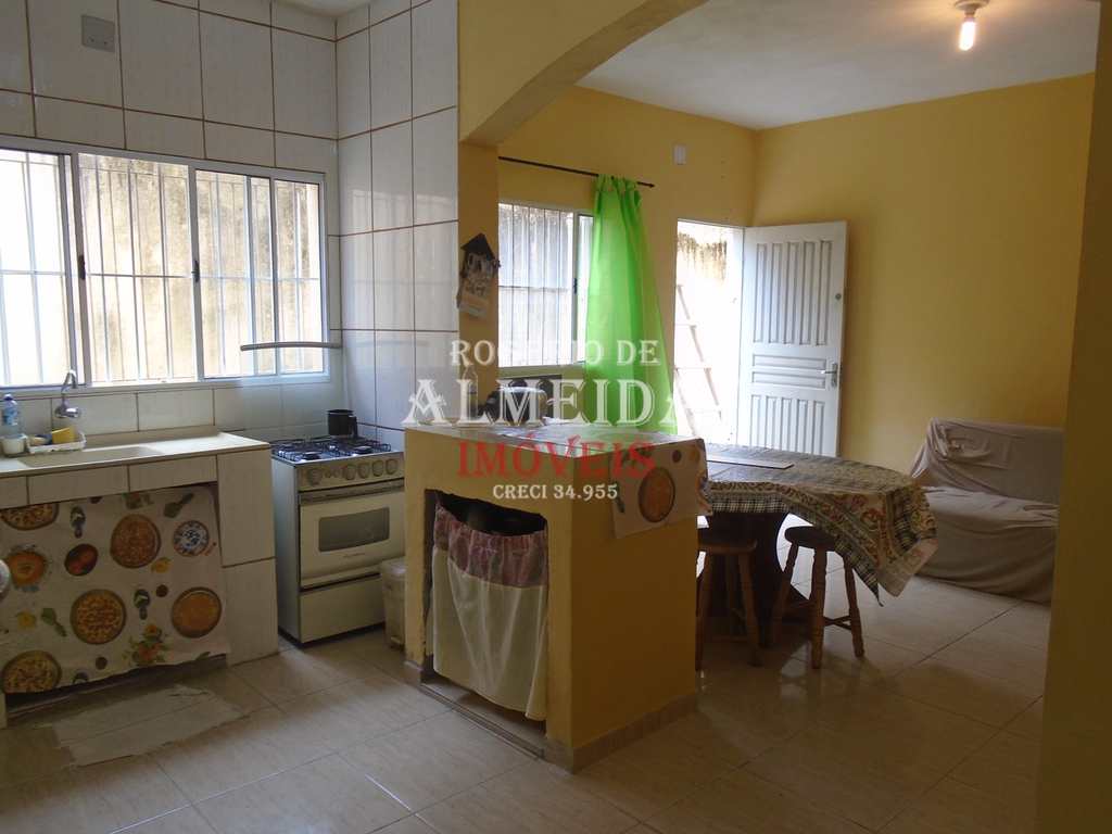 Casa em Itanhaém, no bairro Jardim Luíza Mar