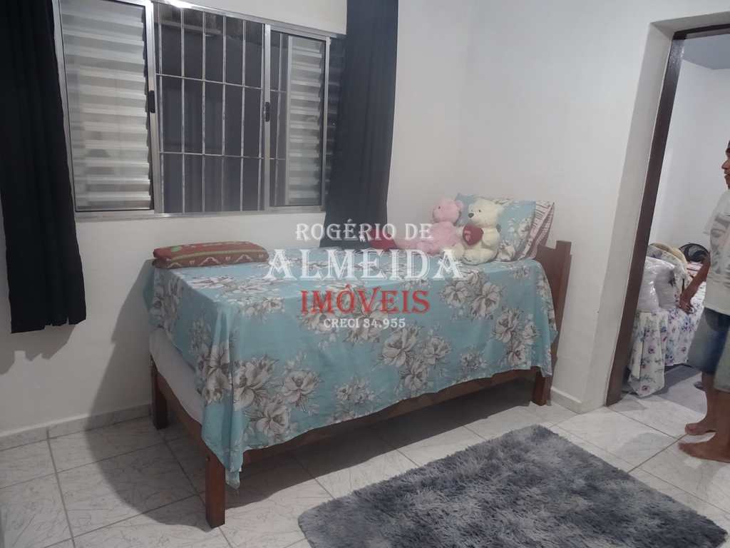 Casa em Itanhaém, no bairro Jd Luizamar Mirim