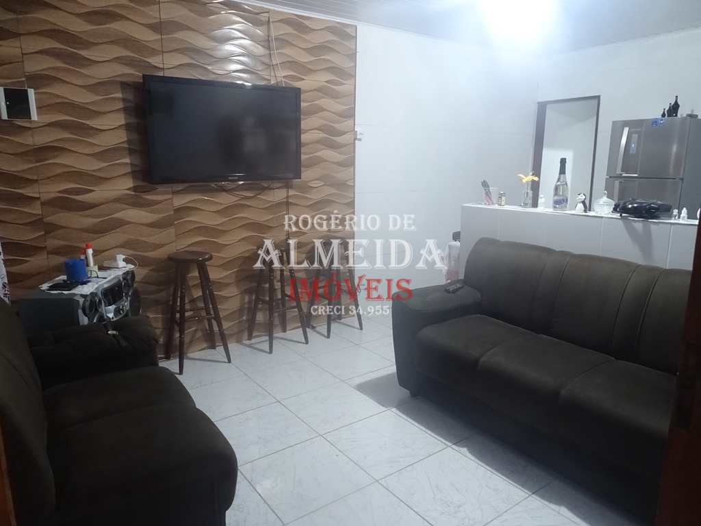 Casa em Itanhaém, no bairro Jd Luizamar Mirim