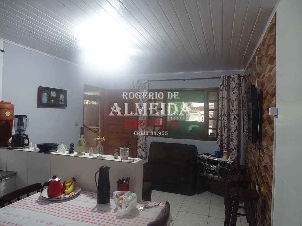 Casa em Itanhaém, no bairro Jd Luizamar Mirim
