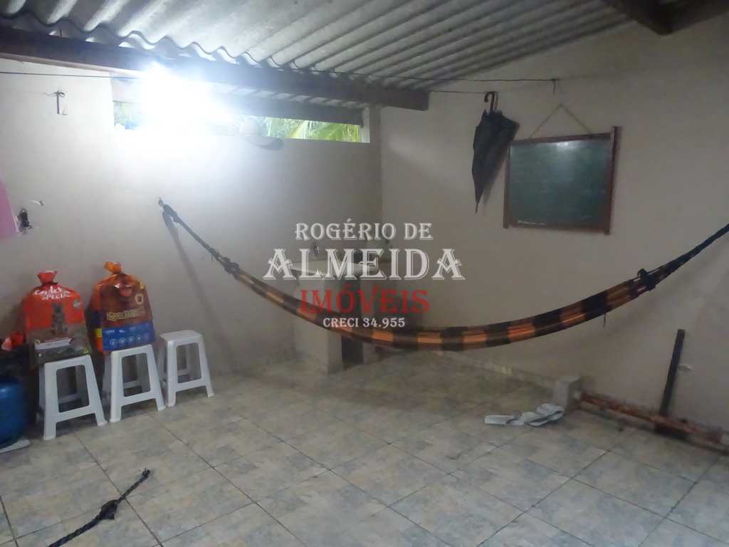 Casa em Itanhaém, no bairro Jd Luizamar Mirim