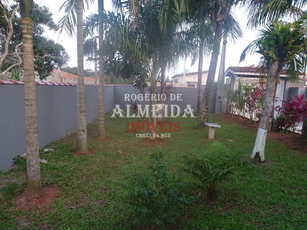 Casa em Itanhaém, no bairro Jd Luizamar Mirim