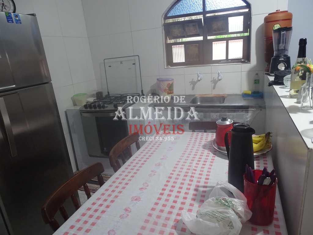 Casa em Itanhaém, no bairro Jd Luizamar Mirim