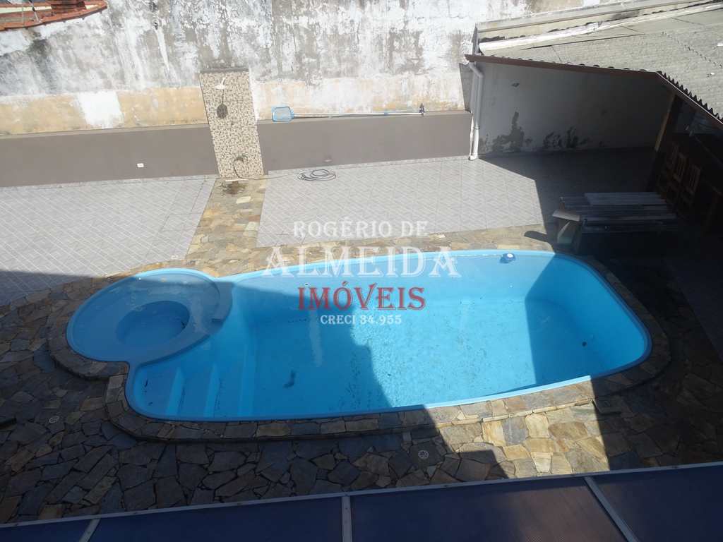 Casa em Itanhaém, no bairro Jardim das Palmeiras