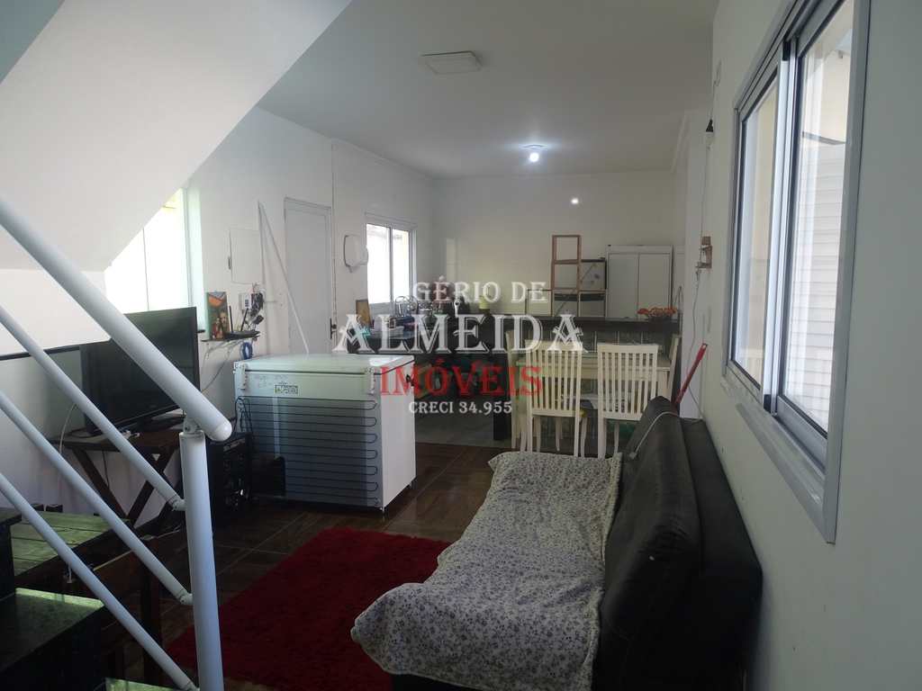Casa em Itanhaém, no bairro Jardim das Palmeiras