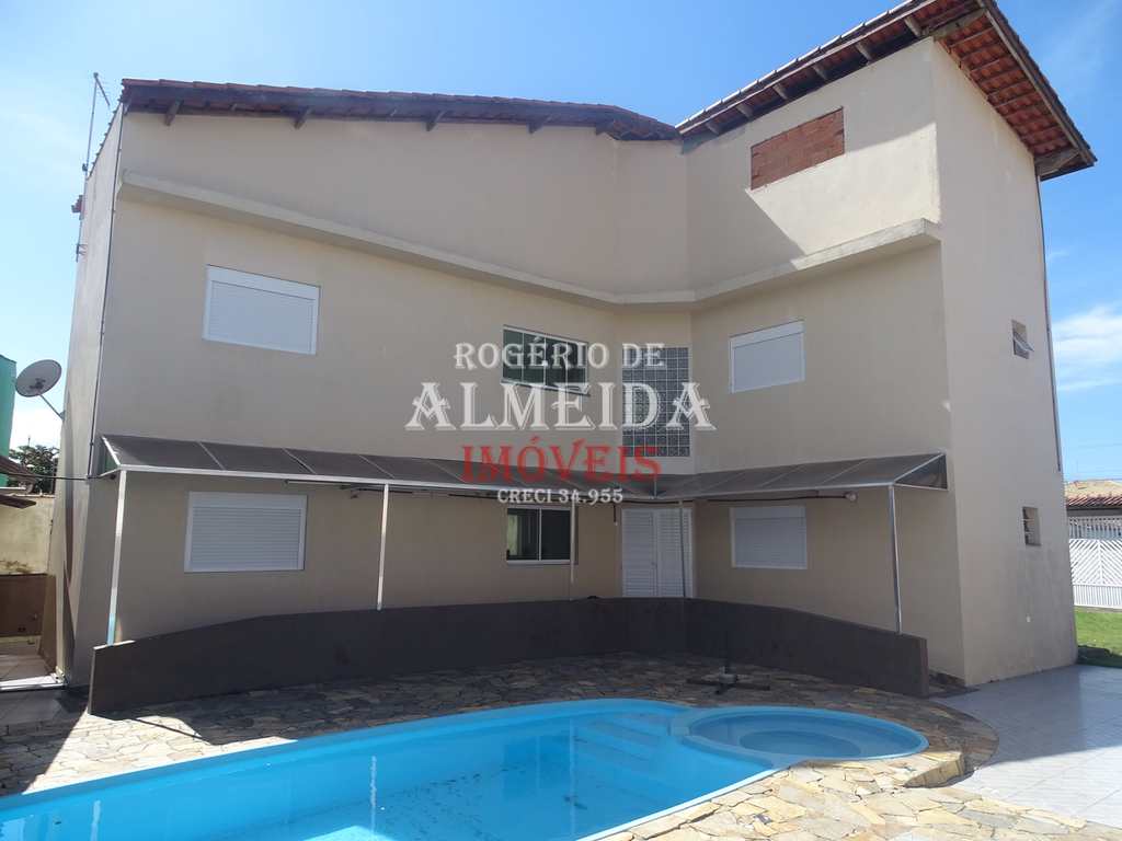 Casa em Itanhaém, no bairro Jardim das Palmeiras