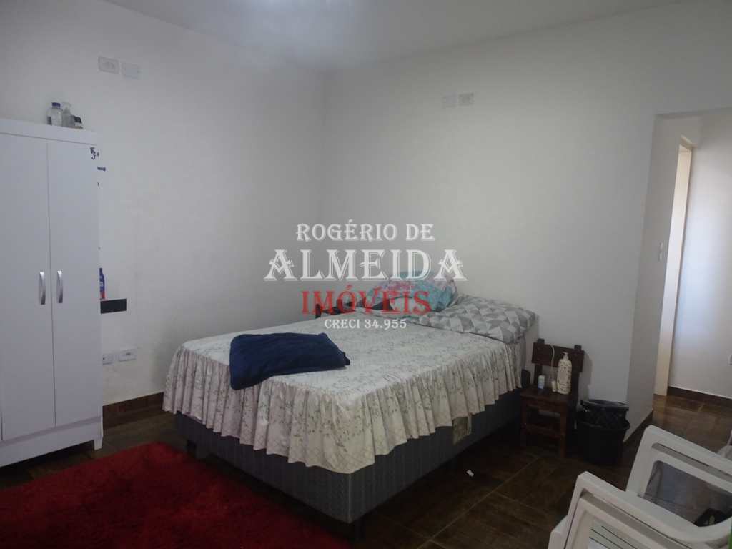 Casa em Itanhaém, no bairro Jardim das Palmeiras